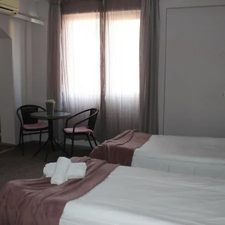 Family Hotel 3*