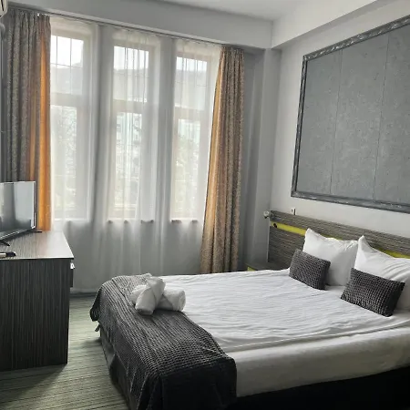 Family Hotel Shumen