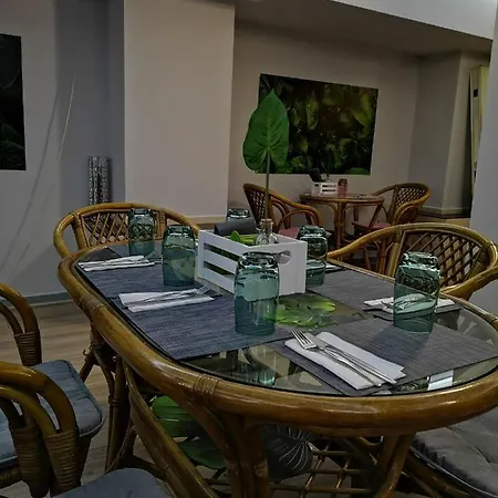 Family Hotel Shumen